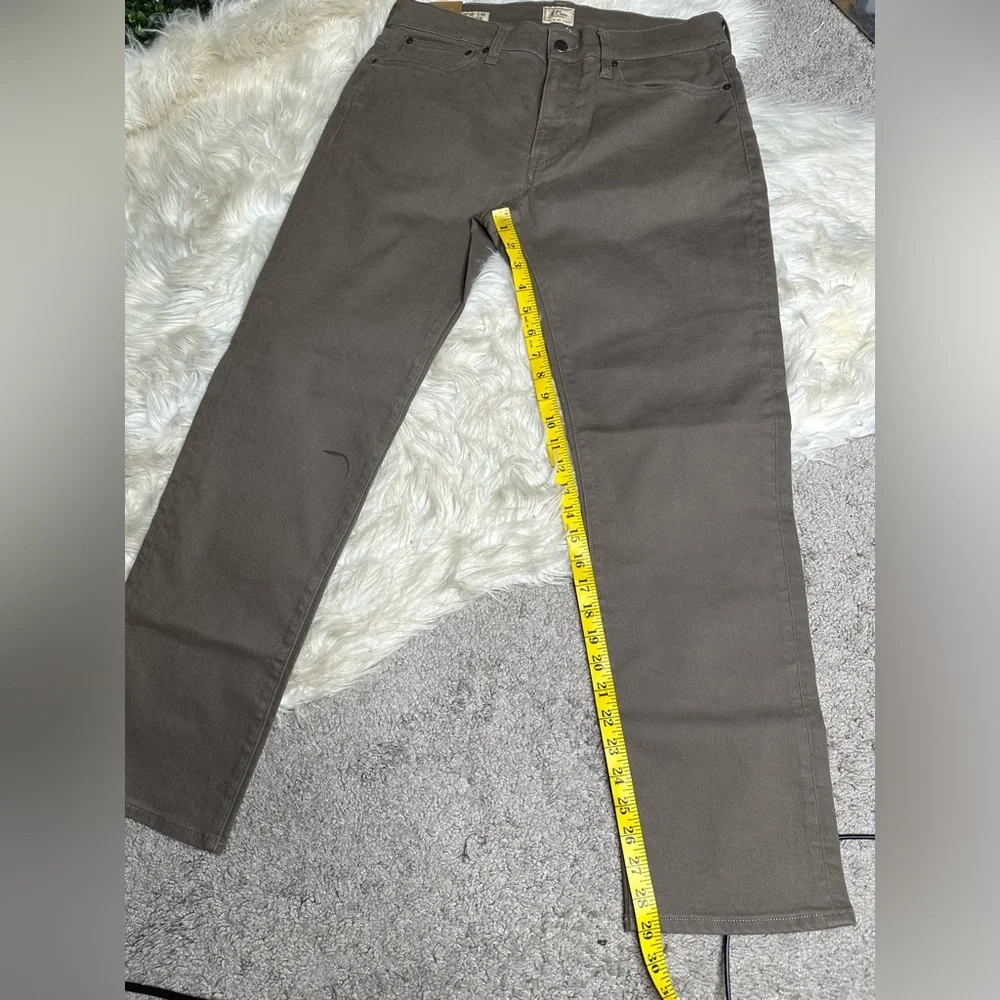 Nwt J. Crew Men's Taupe‎ gray Straight Jeans